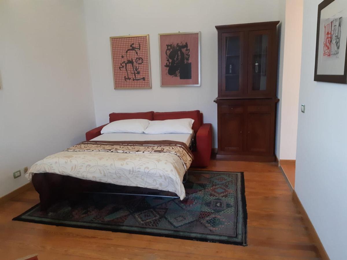 Holy Earth Apartment Ghiffa Bagian luar foto